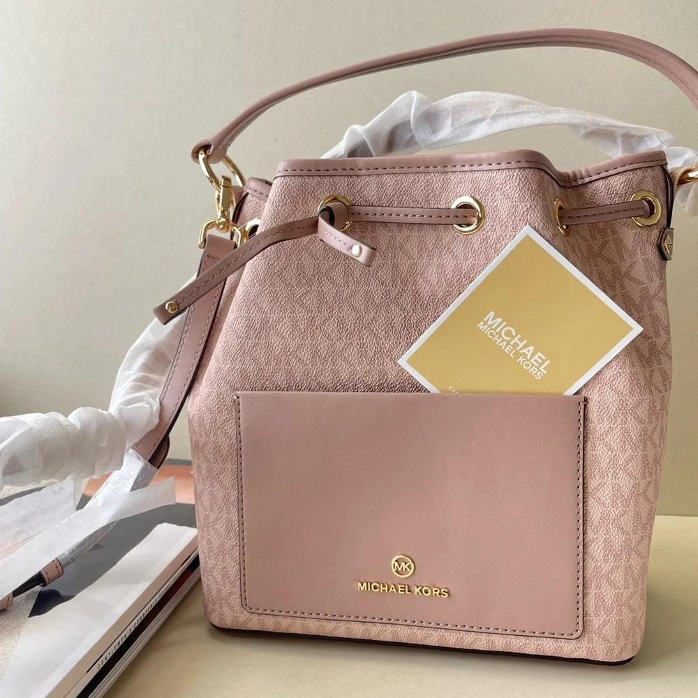 (new+tag) Michael Kors Maeve medium bucket messenger signature monogram pink